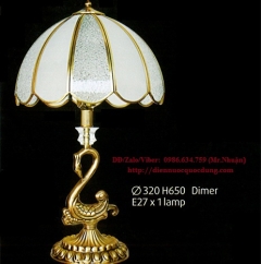 Đèn bàn trang trí bằng đồng  NG001