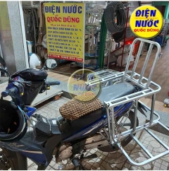 Baga giá chở hàng xe máy có cánh mở cốp đổ xăng đa năng 50 x 56 cm