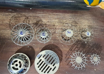 Quả Cầu Chắn Rác Phễu Thoát Nước Trên Mái Inox 304 Phi 60 & 90
