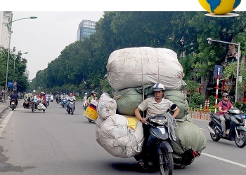 Giới hạn kích thước hàng hóa xe máy được phép chở