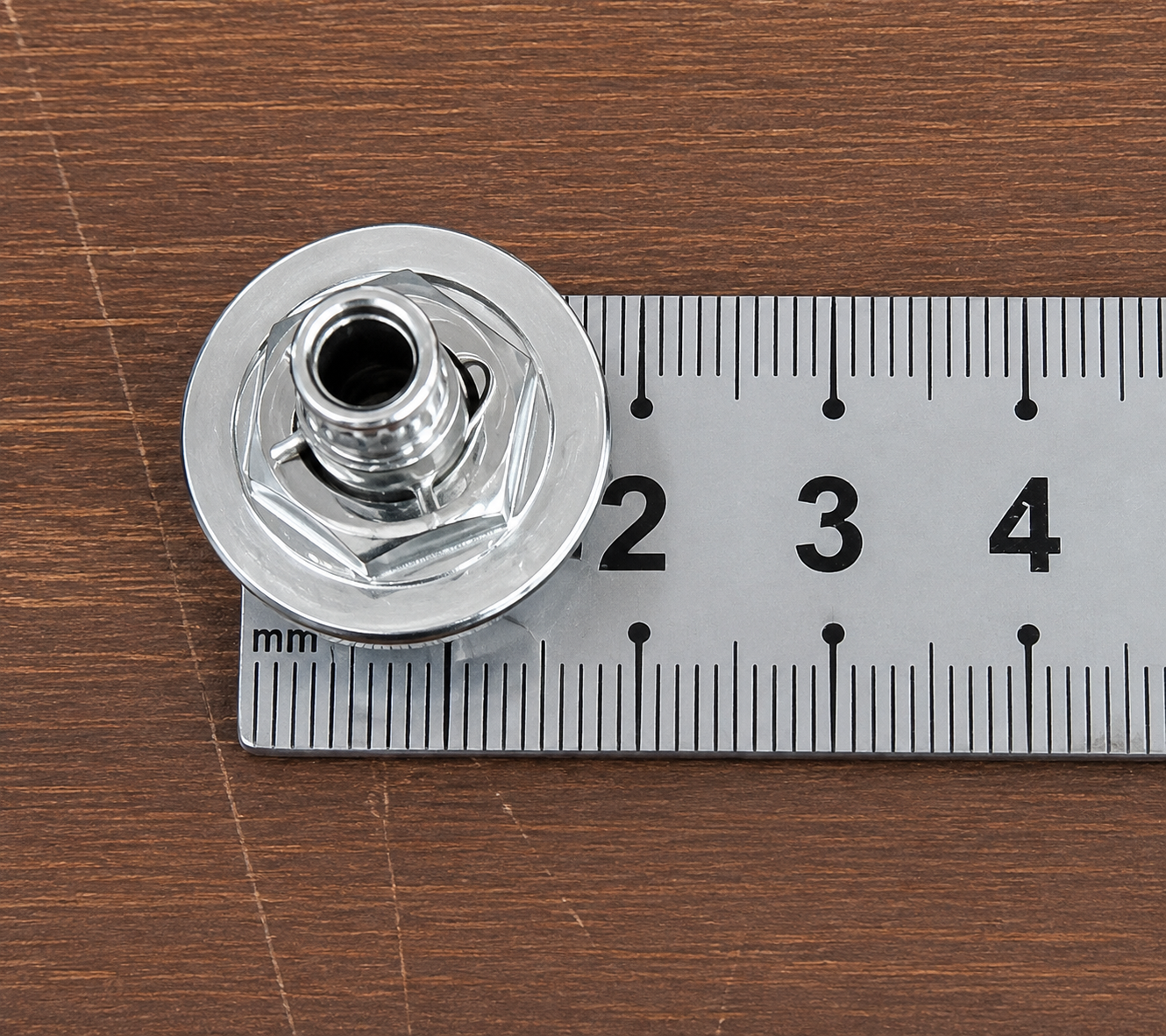 mặt TRÊN Óc vòi nước inox 304 mặt TRÊN Óc vòi nước inox 304