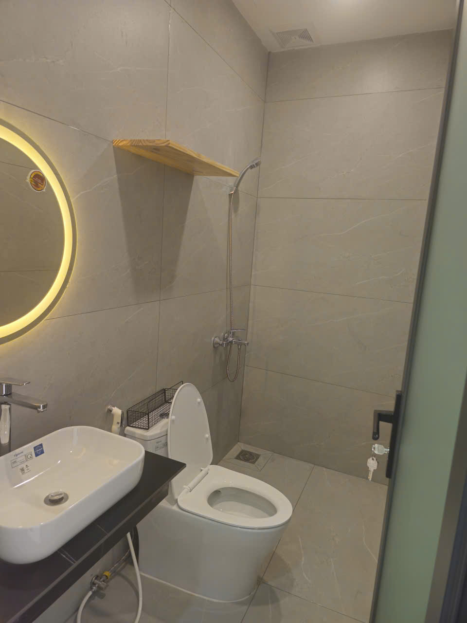 Thi công điện nước và hoàn thiện nội thất